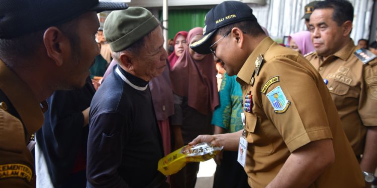 Pemkot Jambi Luncurkan Pasar Murah untuk Stabilkan Harga Jelang Iduladha
