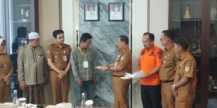 Pemerintah Kota Jambi Berikan Bantuan Rp102 Juta untuk Korban Bencana