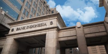 Ekonom Mendorong BI Naikkan Suku Bunga untuk Stabilitas Rupiah