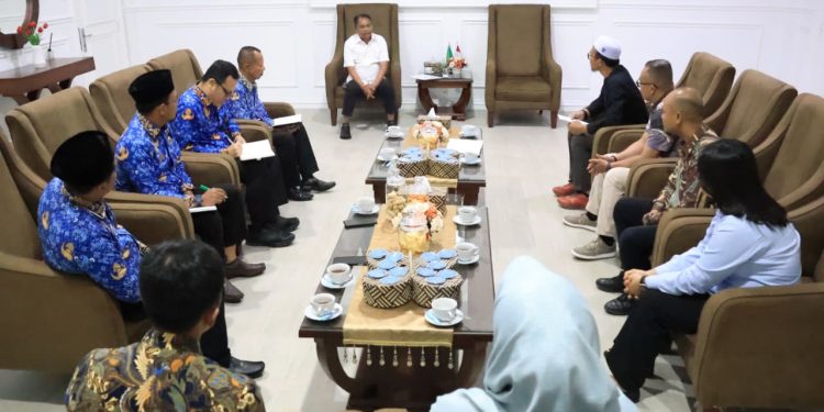 Mahasiswa KKN UNIMED Diharapkan Tingkatkan Pendidikan dan Ekonomi Desa