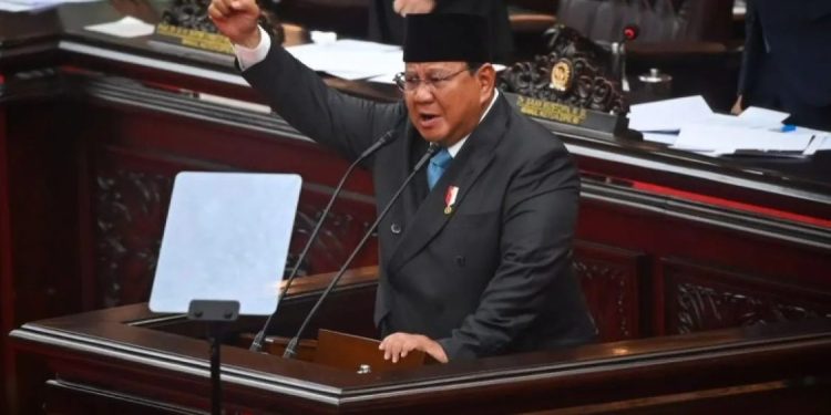 Presiden Prabowo Imbau Masyarakat Laporkan Tindakan Aparat yang Menyimpang