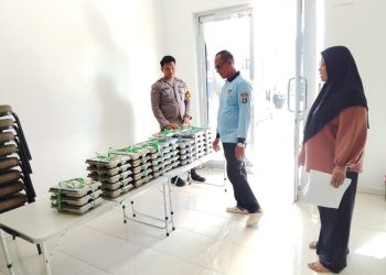 Polres Kutim Distribusikan 1.175 Porsi Makanan Bergizi ke Sekolah