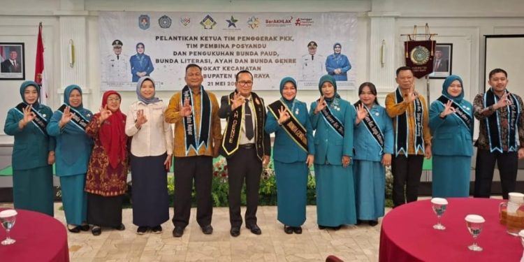 Pemkab Kubu Raya Lantik Pengurus PKK dan Bunda PAUD untuk Tingkat Kecamatan