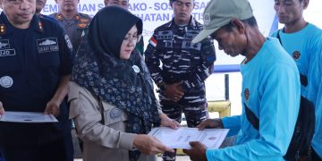 Bupati Siak Dorong Keselamatan Pelayaran untuk Nelayan Tradisional