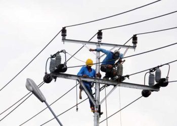 Direktur Utama PLN Sampaikan Permohonan Maaf atas Pemadaman Listrik di Sumatra