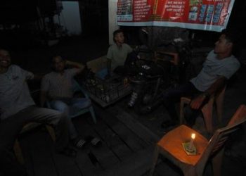 Kementerian ESDM Minta PLN Segera Pulihkan Listrik di Sumatra