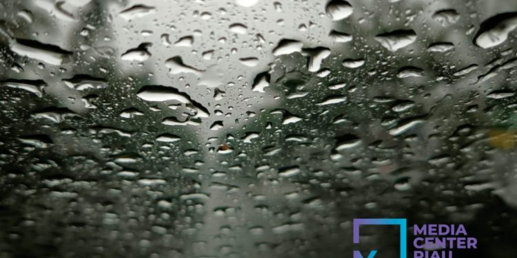Riau Bebas Peringatan Cuaca Ekstrem, Tujuh Titik Panas Terpantau