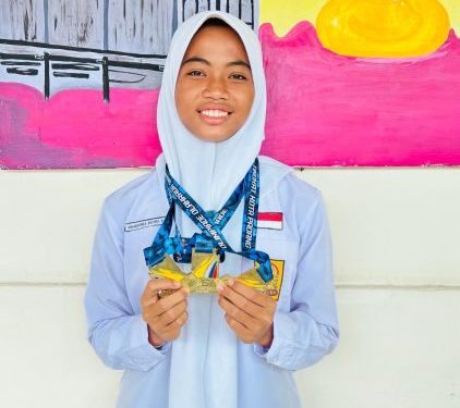 Siswi SMPN 7 Padang Raih Tiga Medali Emas di O2SN 2026