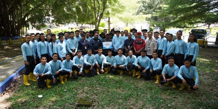 Bantuan Pendidikan untuk Anak Nelayan Terdampak Bencana di Sumatra