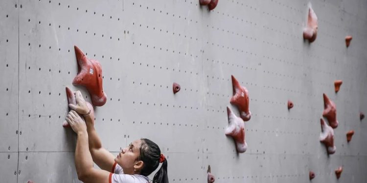 Indonesia Kirim 11 Atlet Panjat Tebing ke World Climbing Series Madrid