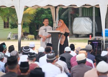 Bupati Siak Distribusikan Hewan Kurban di Kampung Mandiangin