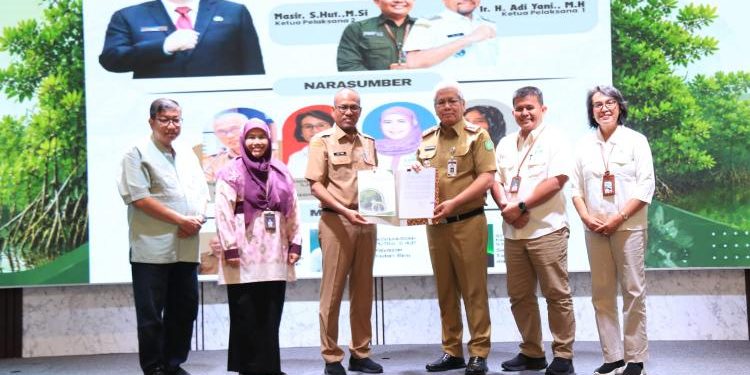 Pemprov Kalbar Perkuat Perlindungan Mangrove untuk Kelestarian Pesisir
