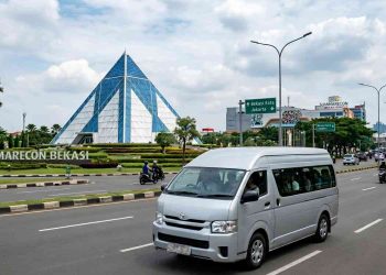 sewa hiace bekasi