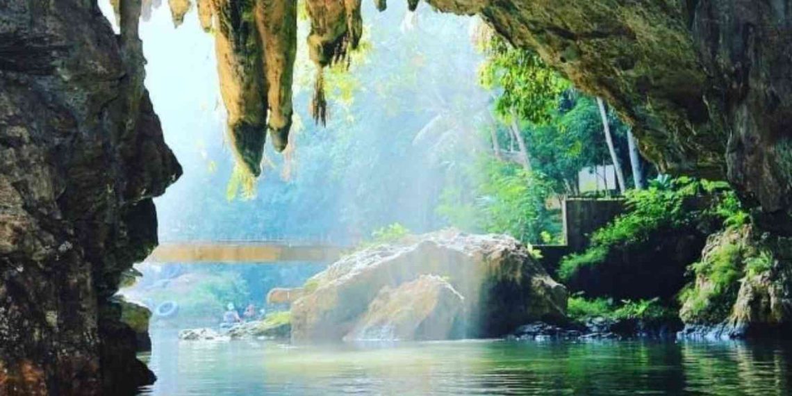 wisata goa pindul