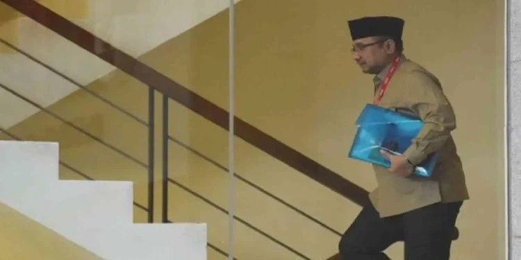 Apa yang Terjadi pada Yaqut Cholil Qoumas Ini Kronologi Hingga Dibantarkan ke Rumah Sakit