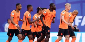 Belanda vs Maroko Memanas, Dumfries Ingatkan Rekan Setim Tak Boleh Buat Kesalahan