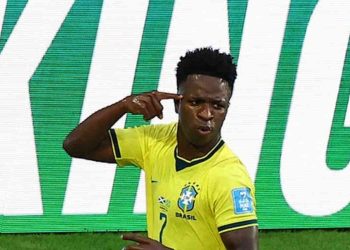 Drama VAR dan Brace Vinicius Warnai Babak Pertama Skotlandia vs Brasil