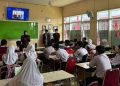 Mahasiswa Universitas Telkom Edukasi Internet Sehat untuk Siswa SMP, Bahas Hoaks hingga Cyberbullying