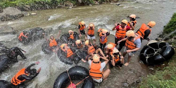 Mengintip Pesona Desa Wisata Sindangkasih, Destinasi Wisata Jawa Barat dengan River Tubing Andalan