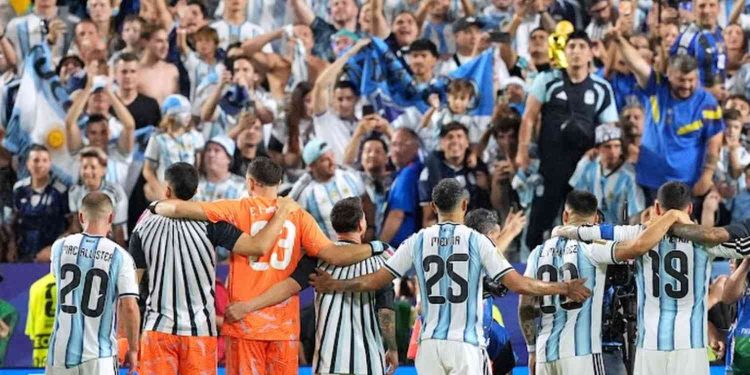 Messi Cetak Hattrick Perdana di Piala Dunia 2026, Argentina Libas Aljazair Tanpa Ampun
