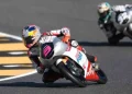 Moto3 Ceko 2026 Veda Ega Tampil Gemilang Meski Kena Penalti, Finis Kelima di Brno
