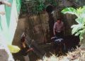 Pengendara Honda Vario Terjun ke Selokan Usai Senggol Suzuki Carry di Umbulharjo Yogyakarta