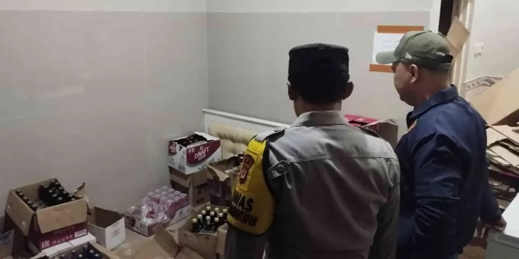 Polres Bantul Gercep Tindak Miras Ilegal: Tiga Cabang Outlet 23 Digerebek dalam Semalam