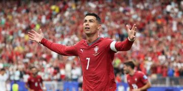 Ronaldo Jawab Kritik dengan Dua Gol, Portugal Pesta ke Gawang Uzbekistan