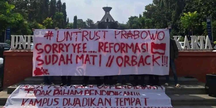 Wakil Rektor UNY Jelaskan Alasan Sebut Spanduk Kritik Mahasiswa "Sampah", Ini Kronologi Cekcok di Rektorat