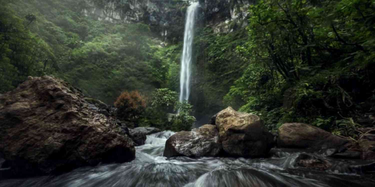 Wisata Alam Air Terjun Coban Rondo