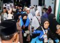 Kedatangan Jemaah Haji Kloter Pertama Debarkasi Batam di Tanah Air