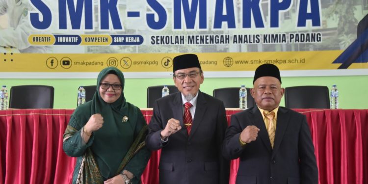 SMK-SMAK Padang Sambut Kepala Sekolah Baru, Fokus pada Peningkatan Mutu Pendidikan
