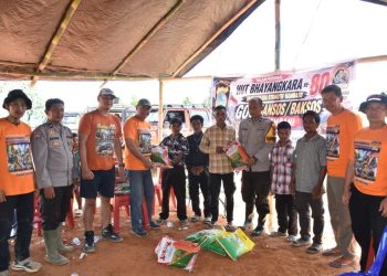 Polda Sulteng dan Komunitas Offroader Gelar Bakti Sosial di Pinembani