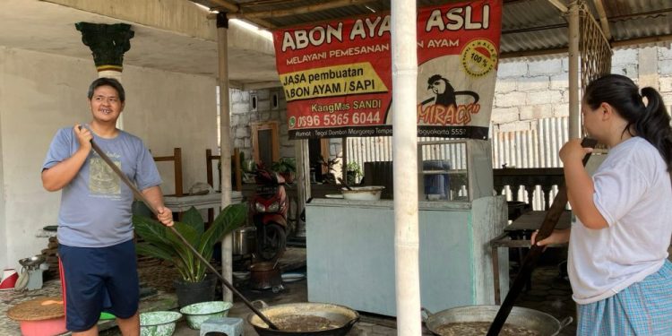 Jasa Pengolahan Daging Kurban Menjadi Abon Ramai Pesanan Saat Iduladha