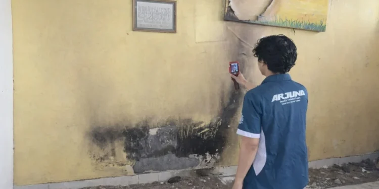 UGM Kirim Tim Pakar untuk Selidiki Titik Api di Rumah Warga