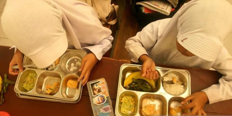 BGN Gandeng Sekolah dan Pemda untuk Validasi Data Penerima Program MBG