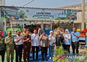 Polres Metro Bekasi Luncurkan Program Pembayaran SIM dan SKCK dengan Sampah