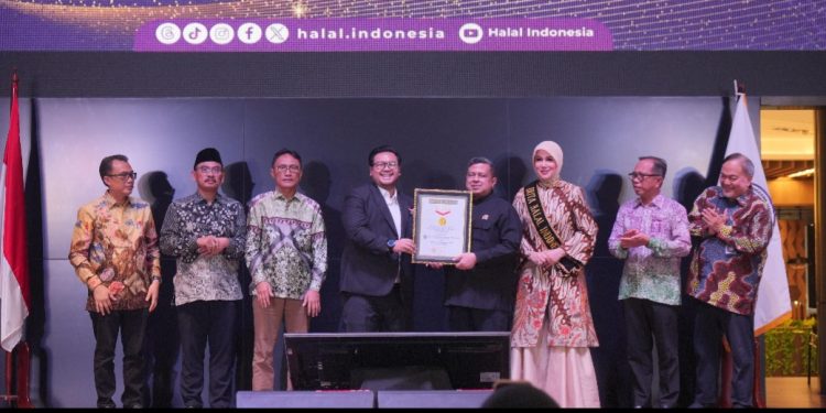BPJPH Raih Rekor MURI untuk Sosialisasi Wajib Halal di 2.183 Lokasi