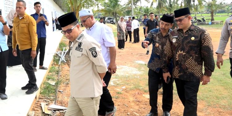 Pemkab Sambas Berikan Dukungan Fasilitas untuk Pondok Pesantren