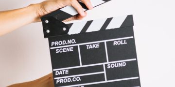 Film Dokumenter: Rekaman Realitas dan Pemicu Diskusi Publik