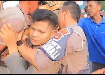 Polisi dan Warga Berhasil Hentikan Truk Rem Blong di Tulang Bawang