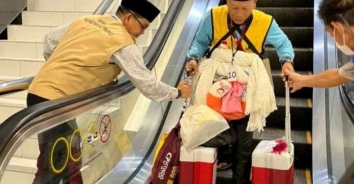 Kloter BTH-05 dari Kampar Tiba di Tanah Air, Satu Jemaah Masih Dirawat di Arab Saudi