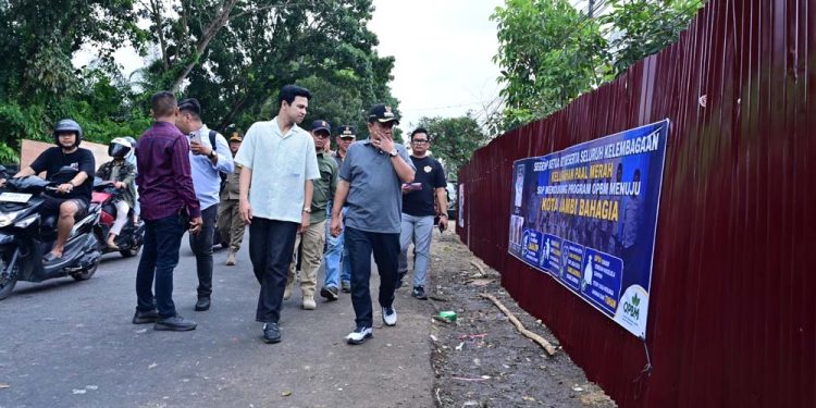 Pemkot Jambi Terapkan Sistem Jemput Sampah dari Rumah, Tutup TPS Liar
