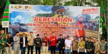 Peningkatan Jalan Buak Mau-Riam Mengelai Diresmikan, Kapuas Hulu Tingkatkan Konektivitas
