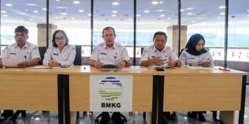 BMKG Cabut Peringatan Dini Tsunami Setelah Gempa M7,7 di Mindanao