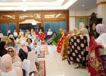 Pertemuan di Kediaman Wagub Riau Bahas Sinergi TP PKK dan Seruni KMP