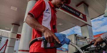 Ekonom Sarankan Bantuan Sosial Tunai untuk Imbangi Kenaikan Harga BBM