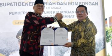 Bupati Bener Meriah Terima Bantuan Keuangan dari Pemko Pematang Siantar