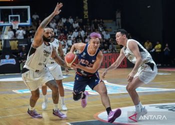 Pelita Jaya Memimpin 2-1 atas Dewa United di Semifinal IBL 2026