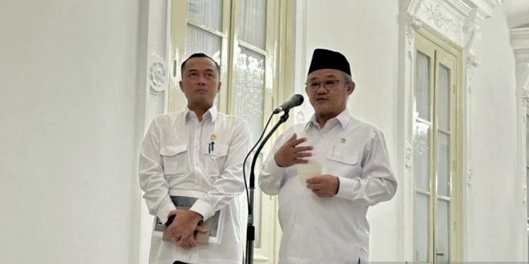 Presiden Prabowo Instruksikan Evaluasi Buku Pelajaran Sekolah